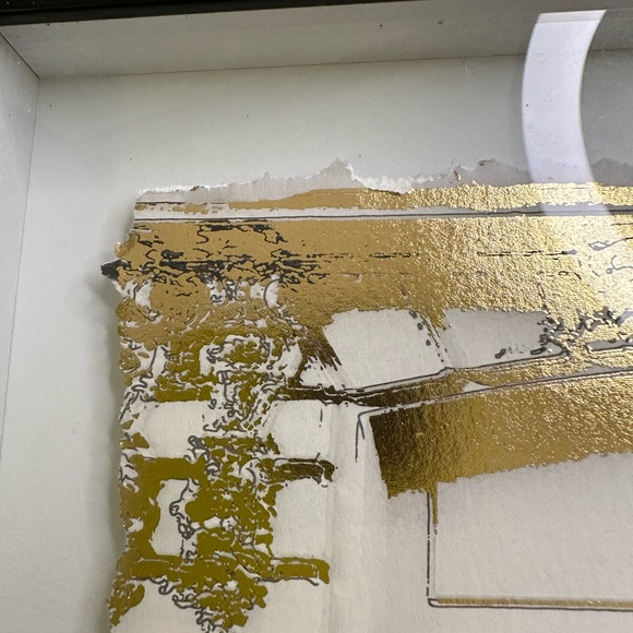 Beautiful Oliver Gal 31 Rue Cambon Framed 11” x 14” Framed Floating Art - Picture 12 of 16